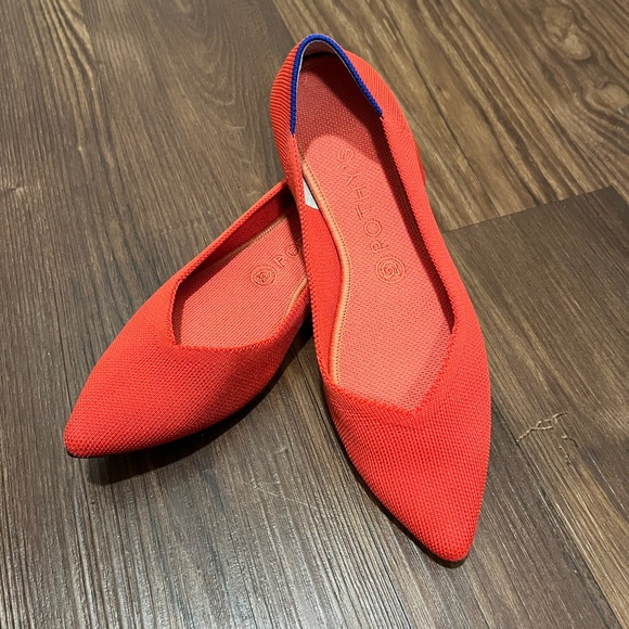 Rothy's Shoes - Rothy’s Flame Point Shoes Size 9W